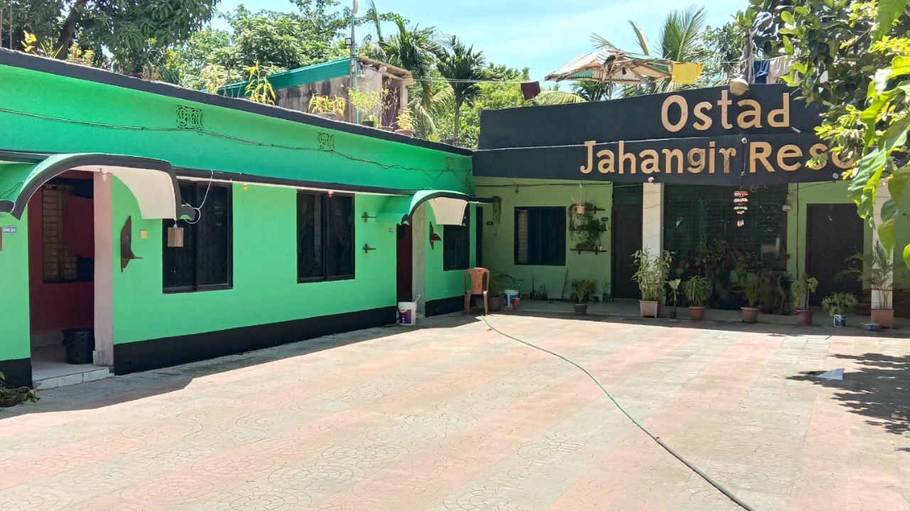 ওস্তাদ জাহাঙ্গীর রিসোর্ট