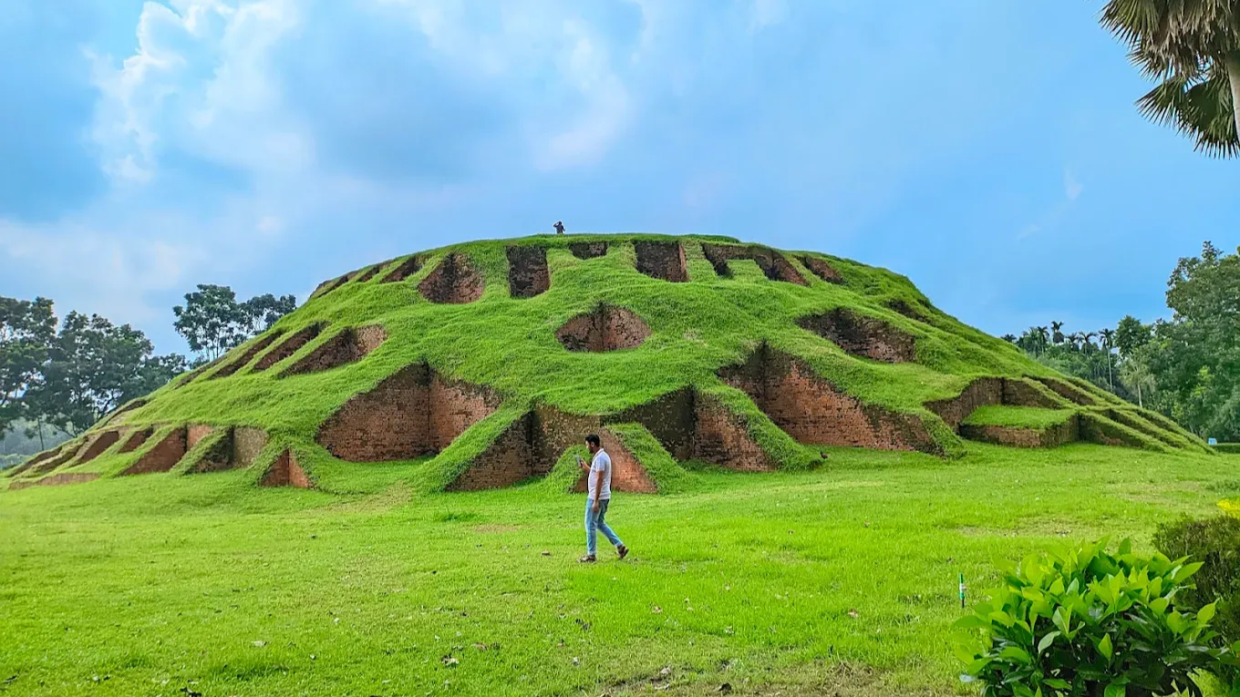 Gokul Medh / Behula's Bashor Ghor - Tourist Places in Bogra | Tourfo ...
